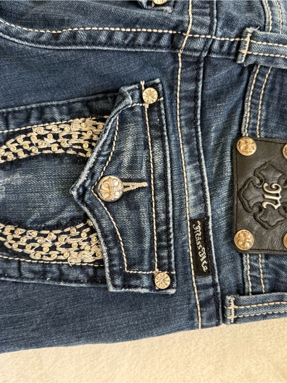 Miss Me Bootcut Jeans Size 27 Embellished Flap Pocket Y2K Denim - Picture 8 of 15